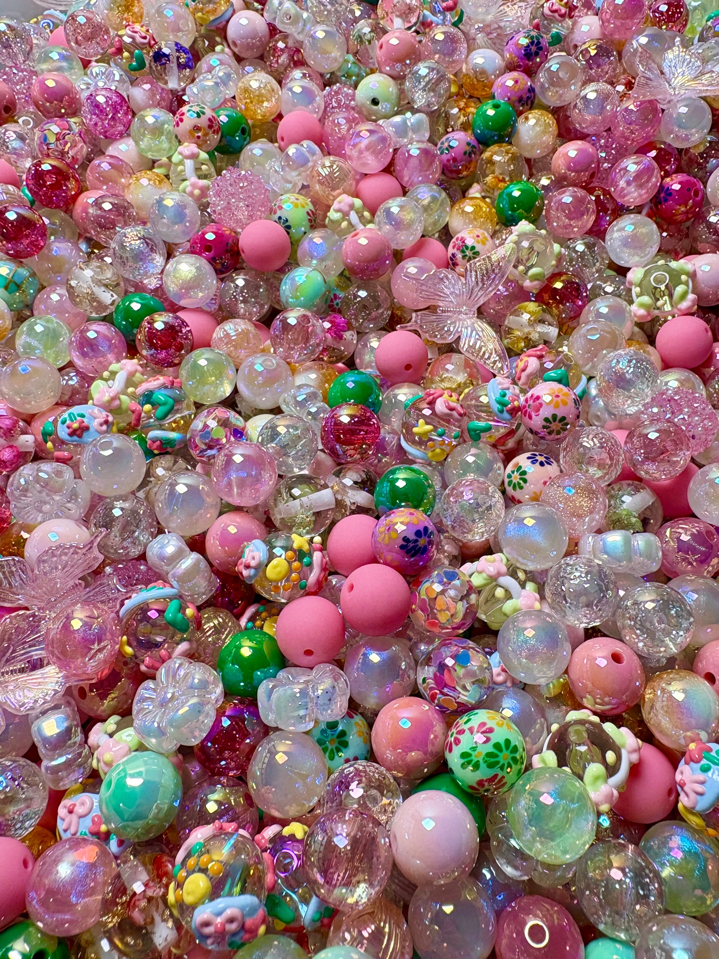 Acrylic Bead Mix for Beadable Pens, Keychains and DIY (16mm) bead mix pretty beads