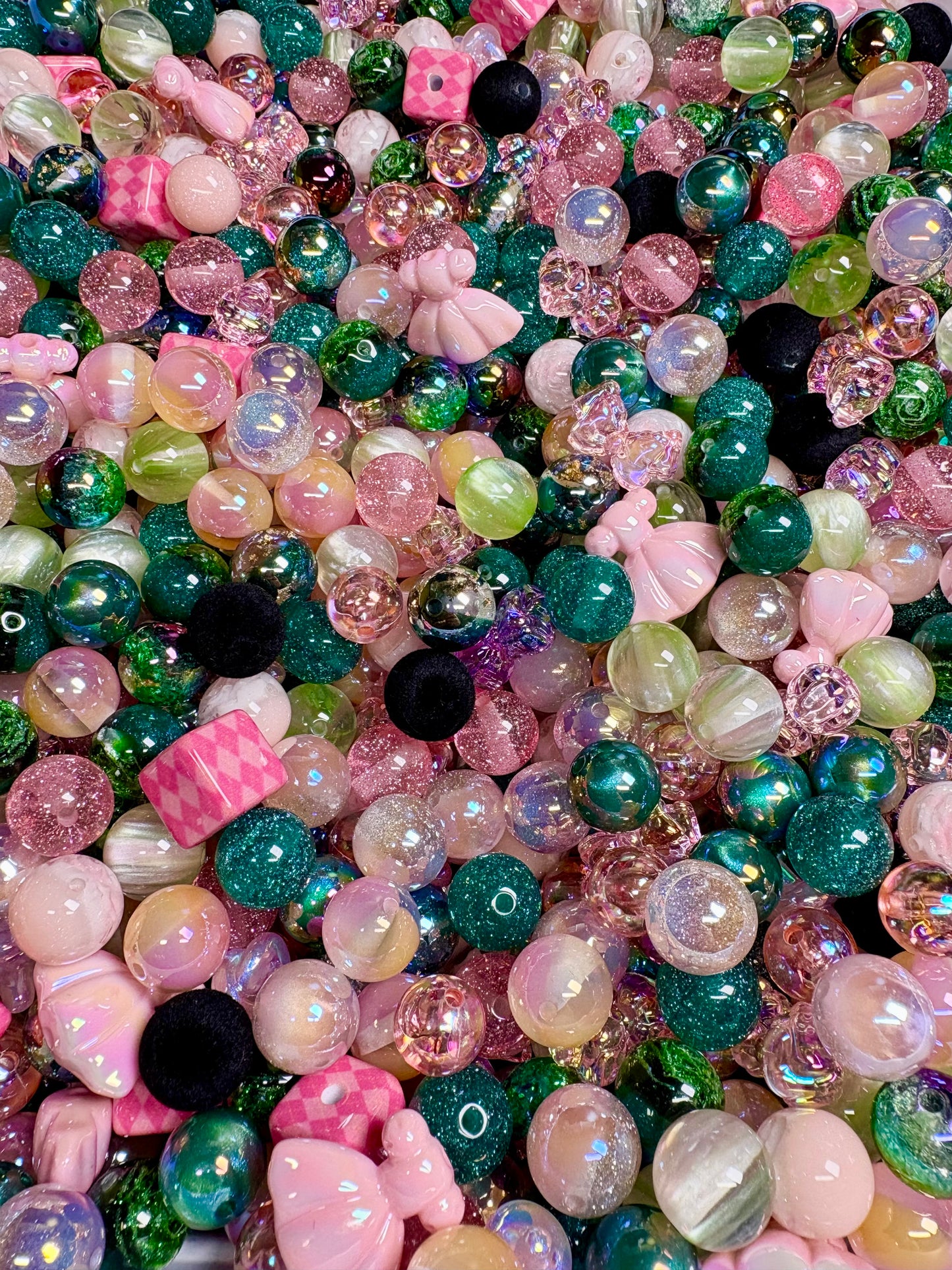 Acrylic Bead Mix for Beadable Pens, Keychains and DIY (16mm) bead mix pretty beads!!